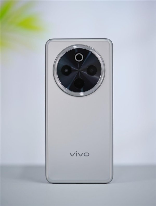 vivo第一款等深四曲屏手机！vivo Y300 Pro图赏  第10张